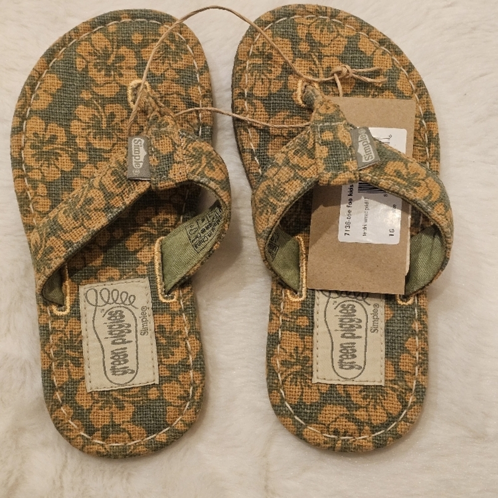 Sanuk Green and Yellow Floral Sandals
